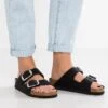 Birkenstock Arizona Big BuckleCiabattineBlack Donna Ciabatte E Zoccoli BI111A045-Q11 -Birkenstock Italia 57c4901d82734be7aa130a9df1af5b2e