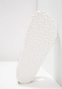 Birkenstock ArizonaCiabattineWhite Donna Ciabatte E Zoccoli BI115F027-A11 12 Birkenstock ArizonaCiabattineWhite Donna Ciabatte E Zoccoli BI115F027-A11 -Birkenstock Italia 5eb5a2b0f4054c26b1f34b515a4334d4