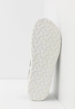 Birkenstock BendSneakers BasseBlack Uomo Sneaker BI111A0FA-Q11 15 Birkenstock BendSneakers BasseBlack Uomo Sneaker BI111A0FA-Q11 -Birkenstock Italia 7ed88b34dd904dc9a715bd6a94314eee