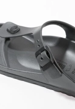 Birkenstock GizehInfradito Da BagnoMetallic Anthracite Donna Sandali BI111I014-C11 -Birkenstock Italia a306a41272704c86acaa171ee1526aad