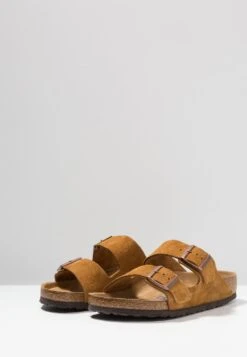 Birkenstock Arizona Soft Footbed Unisex - Pantofole - Tan -Birkenstock Italia b5ae73edb3b446eba9c8584b7f7ded31