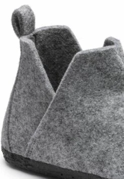 Birkenstock Scarpe Senza LacciLight Grey Donna Scarpe Piatte BI111E01N-C11 12 Birkenstock Scarpe Senza LacciLight Grey Donna Scarpe Piatte BI111E01N-C11 -Birkenstock Italia c9652377a7024f4d851b13f89ff5915b