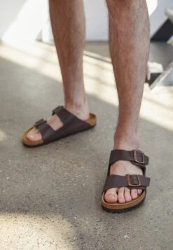 Birkenstock Arizona Narrow FitCiabattineDunkelbraun Uomo Scarpe Aperte BI115F000-O11 -Birkenstock Italia dd18f526c67a47848a39f6e5a94b8da6