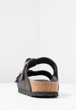 Birkenstock Arizona Big BuckleCiabattineBlack Donna Ciabatte E Zoccoli BI111A045-Q11 -Birkenstock Italia de62e9cdc9fa4a16900880954acf68ce