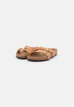 Birkenstock Yao Balance Regular Fit VeganCiabattinePecan Donna Ciabatte E Zoccoli BI111A0WB-O11 -Birkenstock Italia e18698c65b03406983848720577c4b2d