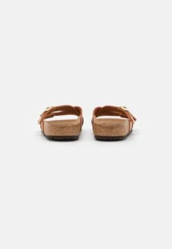 Birkenstock Yao Balance Narrow Fit VeganCiabattinePecan Donna Ciabatte E Zoccoli BI111A0V0-O11 -Birkenstock Italia e53697a413fe4baa9656766345c87d9d